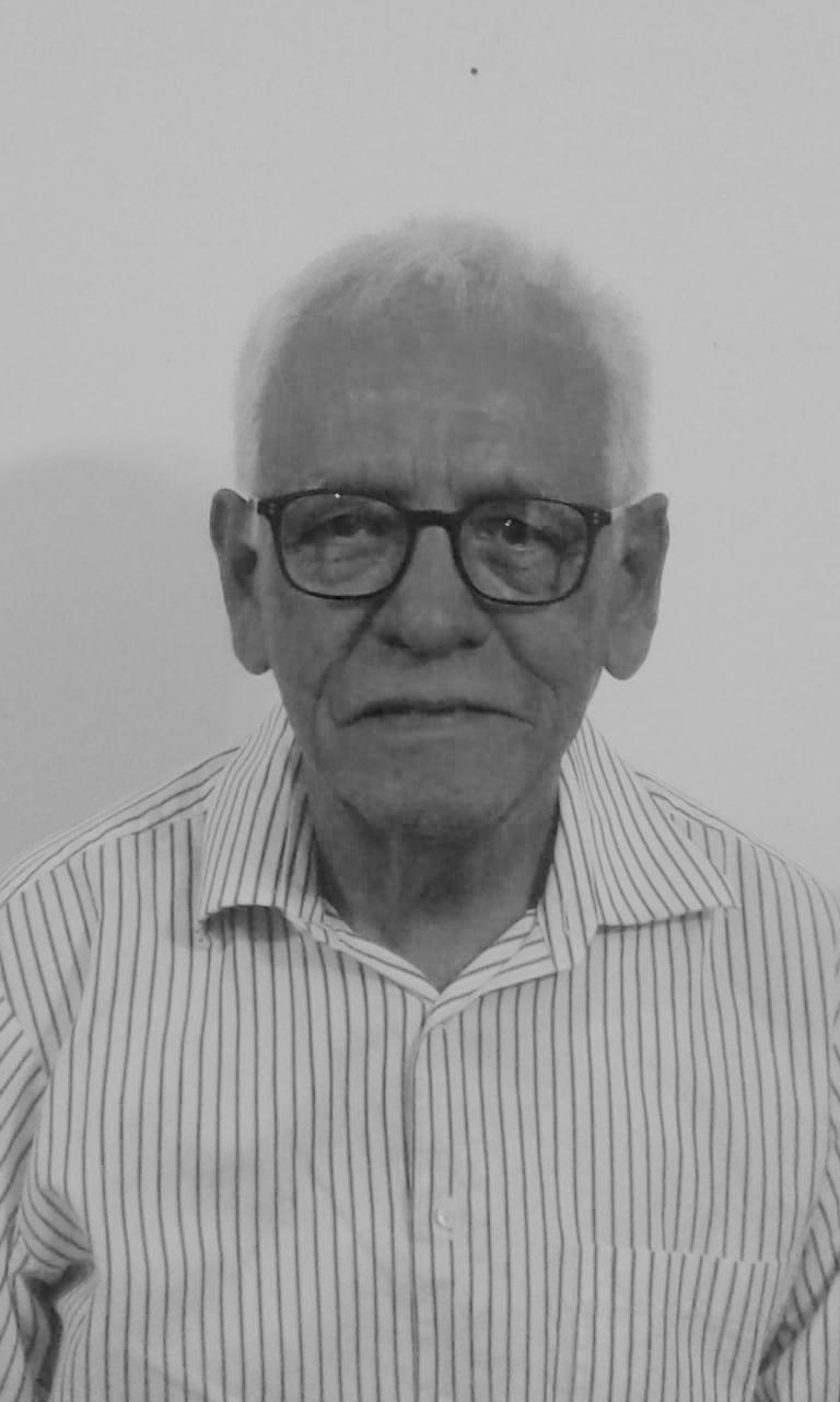 Joaquín Aguilar es arquitecto restaurador graduado con Maestría en Italia. Fue fundador de la Dirección de Sitios y Monumentos de la entonces Dirección de Cultura, Juventud y Deportes del Ministerio de Educación de El Salvador, ahora Ministerio de Cultura.
