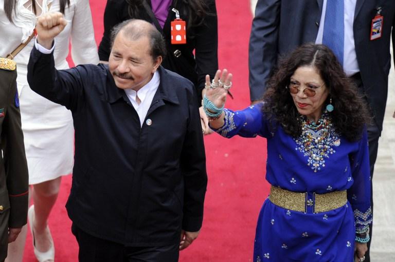 Daniel Ortega, presidente de Nicaragua, junto a su esposa, Rosario Murillo. Foto archivo El Faro.
